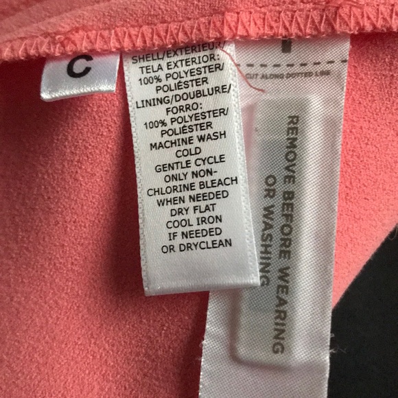 Dress - Picture 7 of 7